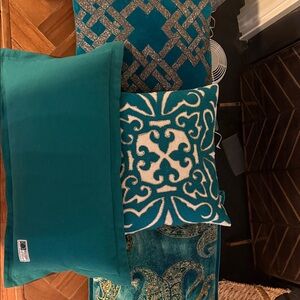 Turquoise down filled Patterned Accent Throw Pillow Set Lot